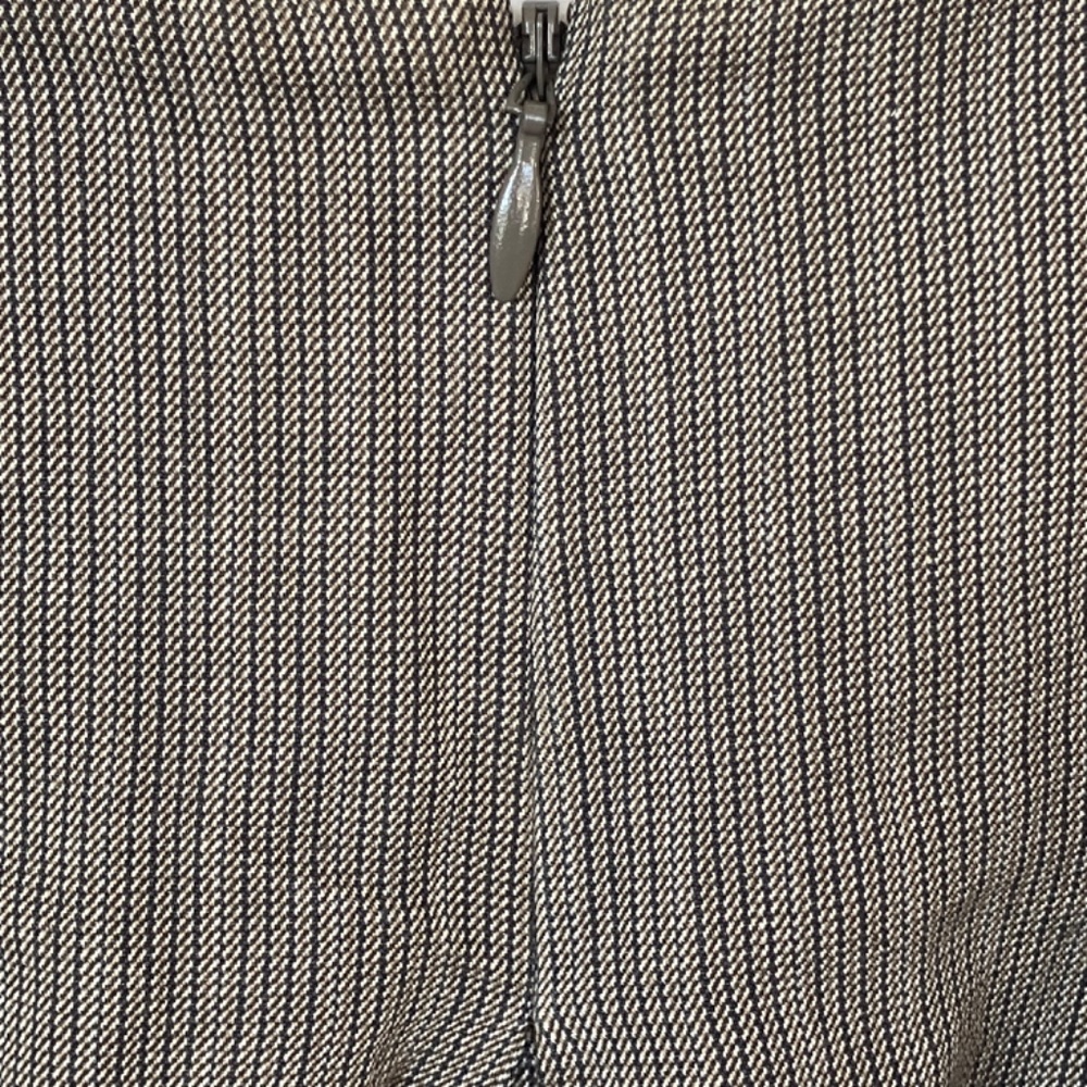 CAbi pleated Gray/Brown/White mini skirt - Picture 4 of 7